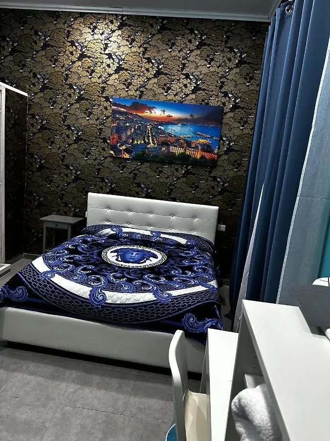 B&B Spaccanapoli A Due Passi Da Via Tribunali 2*, Naples Italie